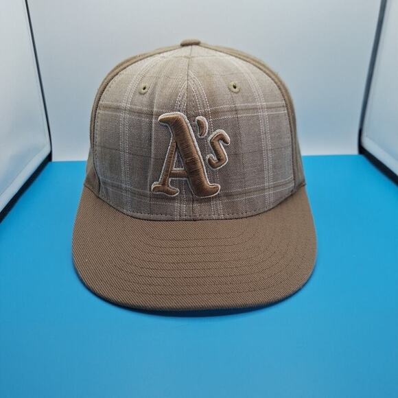 Oakland Athletics Cooperstown Collection Paneled Light Brown Fitted 7 1/8 Hat - Picture 1 of 8